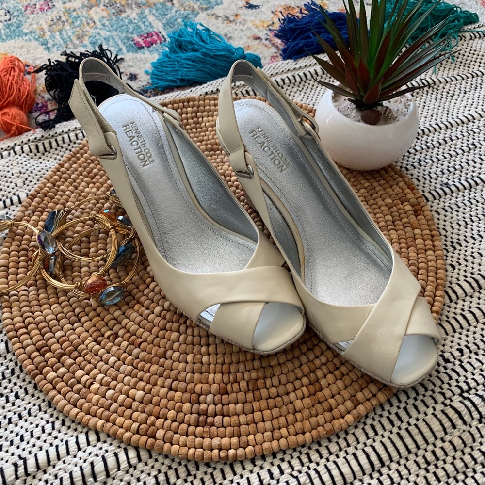 Kennth Cole Reaction Peep-Toe Wedge Slingbacks S-8